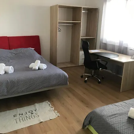 Aparthotel M G S Deluxe Studios Ljubljana *